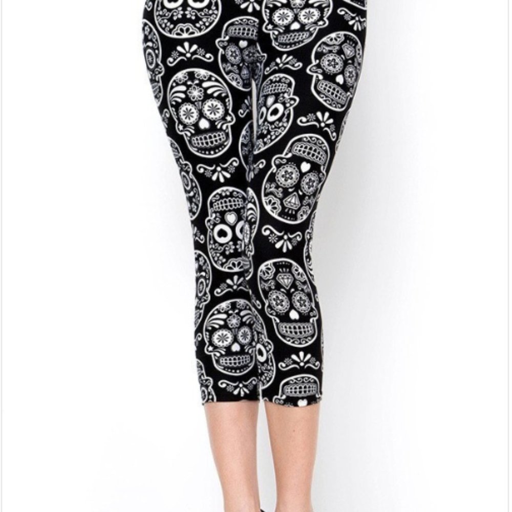 any 3/$25  Sugar Skulls Capris NWT Boho Tatoo